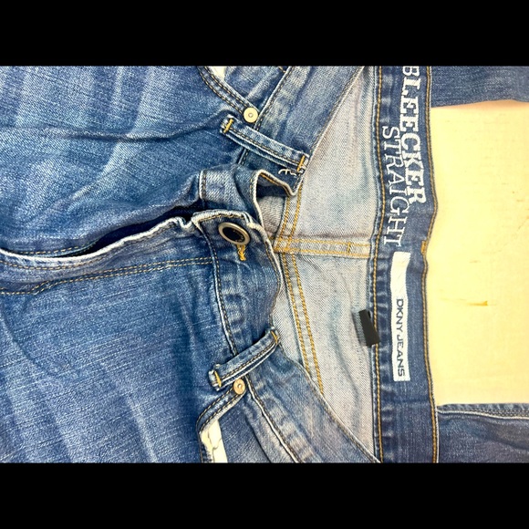 DKNY Jeans 38x32 - Picture 4 of 6